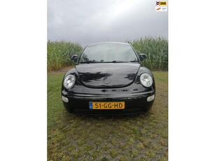 Volkswagen New Beetle 2.0 Highline