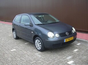 Volkswagen Polo 1.2 AIRCO met NIEUWE APK.