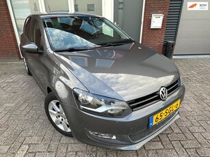 Volkswagen Polo 1.2 TSI Highline DSG / Navi / PDC / Clima /