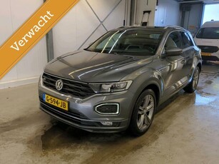 Volkswagen T-Roc 1.5 TSI Sport Business R PanoramadakLED