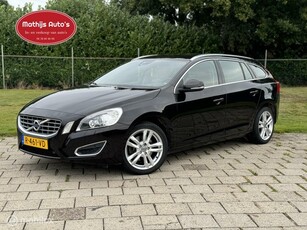 Volvo V60 2.0T Summum Navi Leder 100% onderhouden! nette