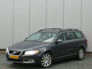 Volvo V70 1.6 T4 AUT Nordic Xenon / Navigatie / Trekhaak / Lederen bekleding