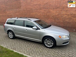 Volvo V70 2.0 Summum Leder Xenon Automaat