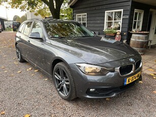 BMW 3 Serie Touring 318d Navi/Leer/18