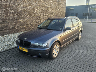 BMW 3-serie Touring 318i Airco / Cruise / Trekhaak