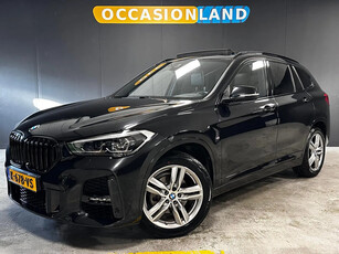 BMW X1 sDrive18i High Executive M-Pakket|PANO|STOELV|NAV|