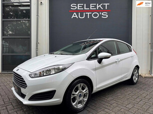 Ford Fiesta 1.25 Titanium 82 Pk Airco/Bluetooth/Stoelverwarming/Elekt Ramen/Elekt Spiegels/USB/15 Inch/Boordcomputer/Apk 11-2025