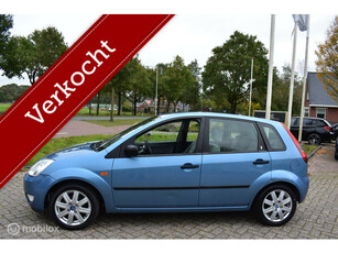 Ford Fiesta 1.6-16V Ghia 5DRS, '03 Airco|T.haak|Nieuwe APK!