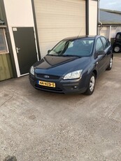 Ford Focus 1.6-16V Ambiente (bj 2006)