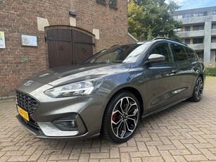 Ford FOCUS Wagon 1.5 EcoBoost ST Line X Business