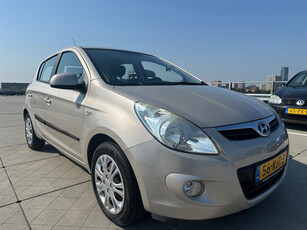 Hyundai I20 1.2i DynamicVersion Airco Nieuwe Koppeling 32000km NAP