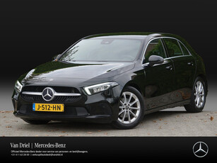 Mercedes-Benz A-Klasse A 180 Luxury 100% Dealeronderhouden | Widescreen MBUX Camera LED