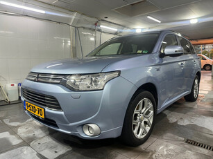 Mitsubishi Outlander 2.0 PHEV Instyle+ Dealer OH! Adaptief Cruise Grote Beurt Nieuw Apk