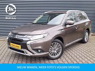 Mitsubishi Outlander 2.4 Plug in Hybrid 225pk PHEV | Navi | Carplay | Camera | Cruise Control | Keyless | L.M. 18