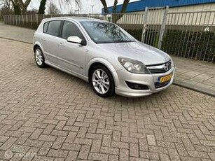 Opel ASTRA 1.6 Business