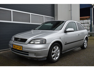 Opel Astra 1.6 Njoy