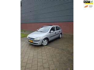 Opel Corsa 1.2-16V Elegance Easytronic met APK en een kleine beurt