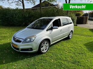 Opel Zafira 2.2 automaat - 7 pers navigatie trekhaak zeer nette staat!