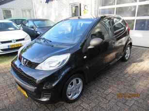 Peugeot 107 1.0-12V Accent