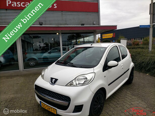 Peugeot 107 1.0-12V XS 5 deurs apk nap nette auto