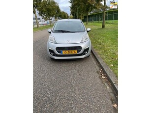 Peugeot 107 1.0 Black & Silver