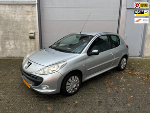 Peugeot 206 + 1.4 XS