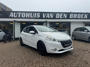 Peugeot 208 1.2 VTi Access 82Pk 1e Eigen Airco Led Cruise Ctr Pdc Bluetooth