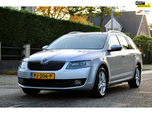 Skoda Octavia Combi 1.2 TSI Greentech Ambition | AUTOMAAT | CLIMA | CRUISE | XENON | TREKHAAK | ZEER MOOIE GOED ONDERHOUDEN AUTO |