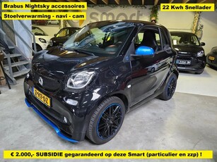 Smart Fortwo EQ - 22 Kwh snellader - Stoelverwarming - Navi