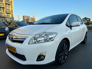 Toyota Auris 1.8 Full Hybrid Business Camera Dealer OH met Nieuw Banden Grote Beurt