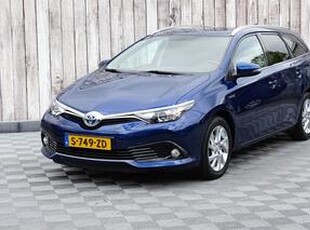 Toyota AURIS 1.8 Hybr. Dynamic