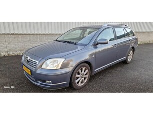 Toyota Avensis Wagon 1.8 VVTi Linea Luna