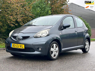 Toyota Aygo 1.0-12V Sport 5DR*Airco*04-11-2025 APK*NAP*LM velgen*Nieuwe APK*