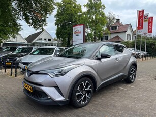 Toyota C-HR 1.8 HYBRID BI-TONE PLUS / NAVI CAMERA STOELVERW. KEYLESS