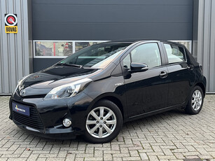 Toyota Yaris 1.5 Full Hybrid Dynamic Automaat | Lage km | Camera | Climate Control | LED | Garantie