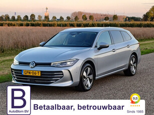 Volkswagen Passat Variant 1.5 eTSI Elegance | Camera | Trekhaak | Carplay