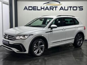 Volkswagen TIGUAN 1.5 TSI 2x R-Line Automaat DSG 150 PK / Matrix / Navigatie full map / Apple CarPlay / Cruise control / etc..