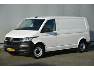 Volkswagen Transporter 2.0 TDI L2H1 Airco Trekhaak Euro 6