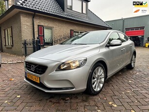 Volvo V40 1.6 T3 Momentum