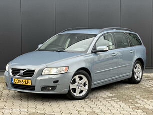 Volvo V50 2.4i | AUTOMAAT | 5 CIL | TREKHAAK |CRUISE |