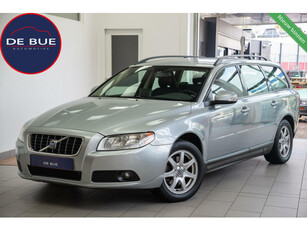 Volvo V70 2.0 Kinetic Youngtimer Navi Clima Trekhaak Dealer Onderhouden