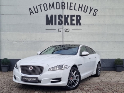 Jaguar XJ 3.0 V6 SC AWD Premium Luxury Panodak - Elek achterklep - Elek. stoelverstelling Softclose deuren etc etc