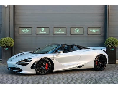 McLaren 720S Spider Benzine