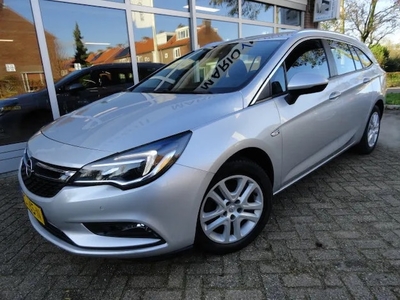 Opel Astra Benzine