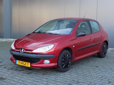 Peugeot 206 Benzine