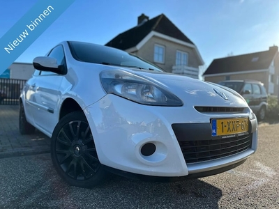 Renault Clio Benzine