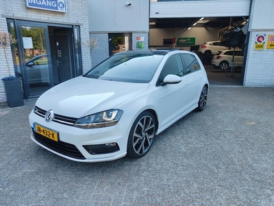 Volkswagen Golf Benzine