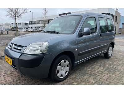 Citroen Berlingo 1.4i Multispace Attraction Serviceboekjes