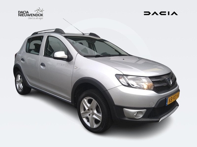 Dacia Sandero 0.9 TCe S&S Stepway Lauréate / AIRCONDITIONNG / TREKHAAK / NAVIGATIE / BLUETOOTH / PARKEERSENSOREN /CRUISE CONTROL