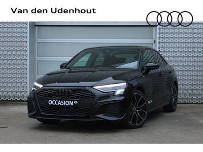 Audi A3 Limousine 35 TFSI 150pk S edition / Full Black / 18